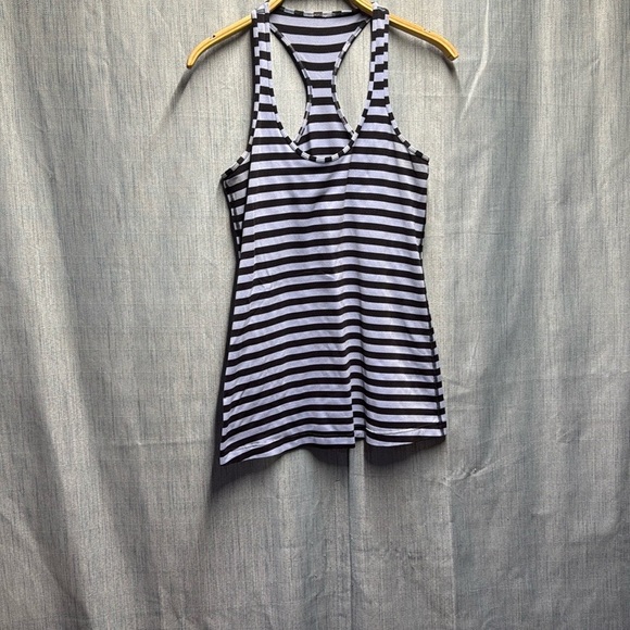 Lululemon razor back Striped Sleeveless Fitted Tank Top - Picture 1 of 8